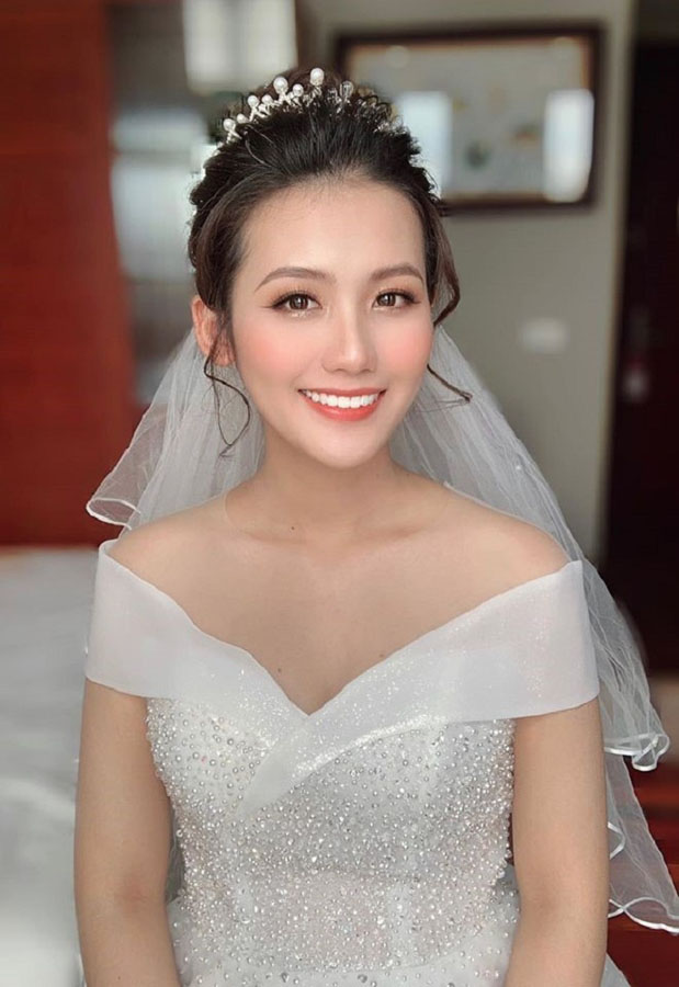 Xu Hướng Make Up 05/2025 - Vẻ Đẹp Tự Nhiên Lên Ngôi